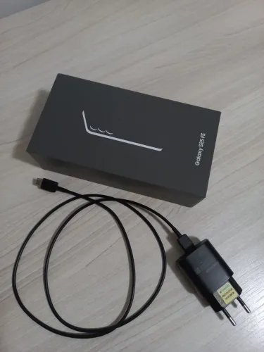 Samsung Galaxy S25 FE 5G, 128GB - Jet Black + capinhas e películas