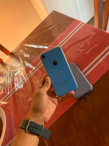 iPhone XR 64gb azul