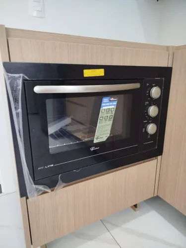 Forno Fischer de embutir modelo FitLine 220v. - 48 litros