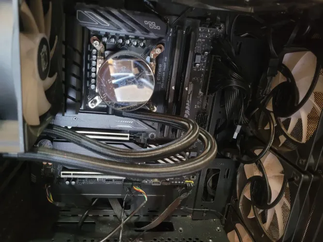 Kit upgrade i9 13900 + placa mãe + 16GB DDR5 CORSAIR ac. Troca