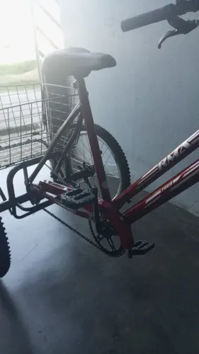 Bicicleta, triciclo adulto.Nova nunca usada.