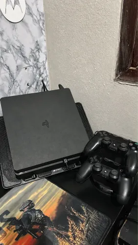 PS4 SLIM