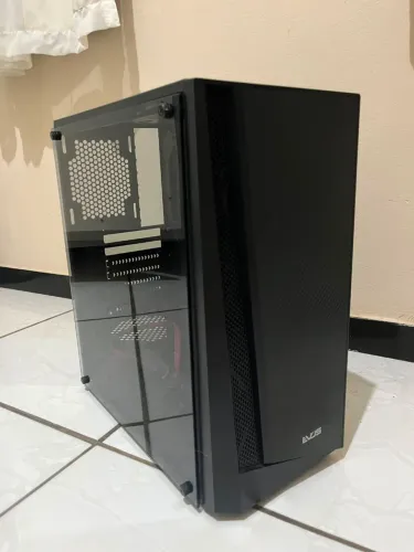 GABINTE MID-TOWER EVUS