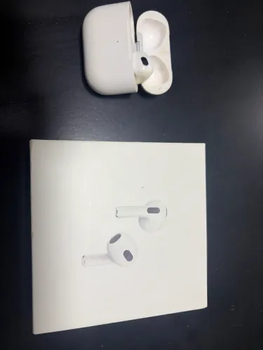 Air Pod 3, apenas lado direito.