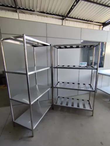 Estante Inox Câmara 1,10x0,50x1,80m com 4 Prateleiras Reforçadas