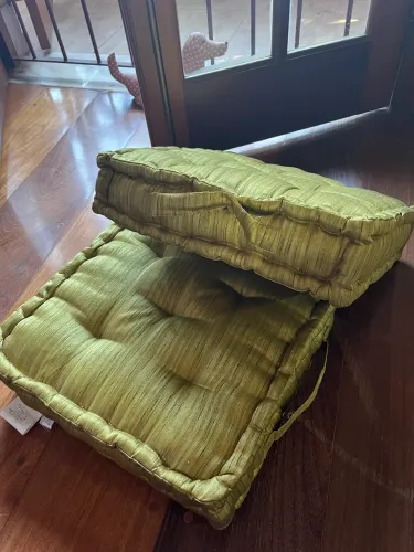 Almofadas indianas para meditação ou decoração