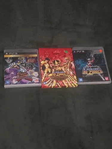 Coleção com os 3 cavaleiros do zodíaco para ps3 lacrado