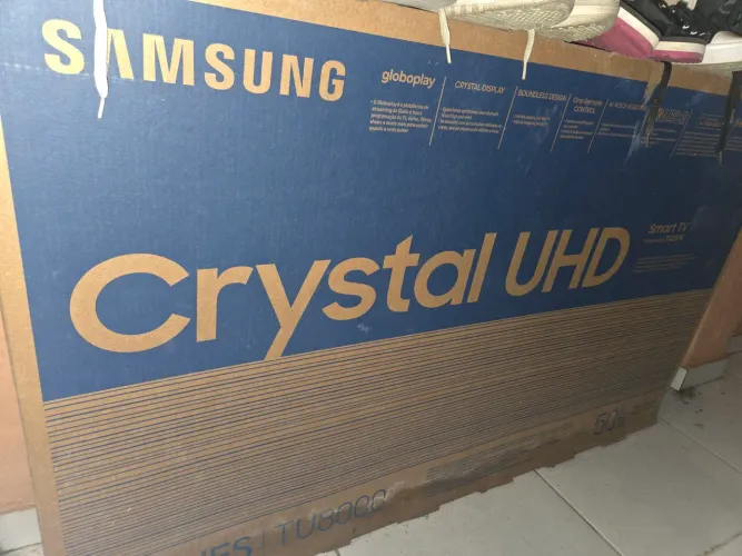 A TV  nao liga mais  150 e o sofá é  200 .as outros preços a combinar 