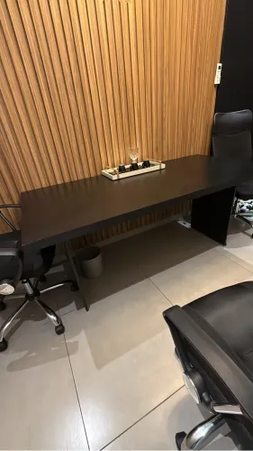 Mesa sala de reunião