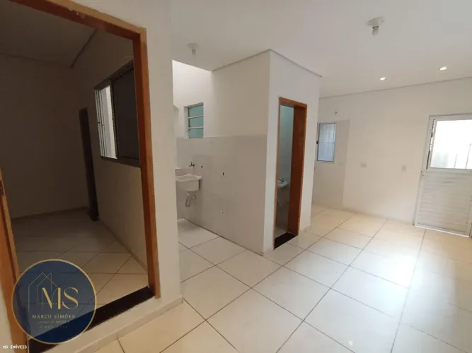 Casa para Locação em Guarulhos, Jardim Vera, 2 dormitórios, 1 suíte, 1 banheiro, 1 vaga