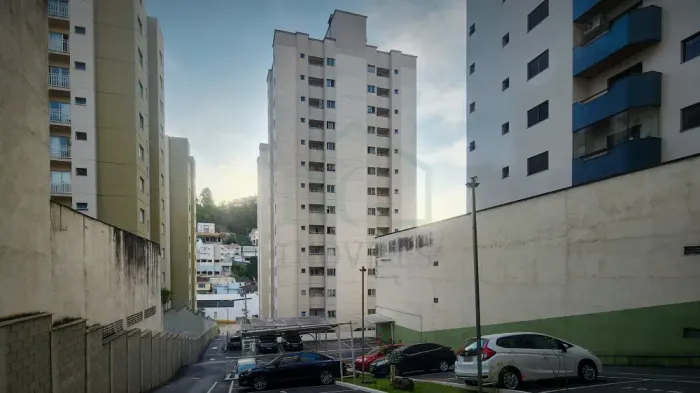 Apartamentos Padrão em Poços de Caldas