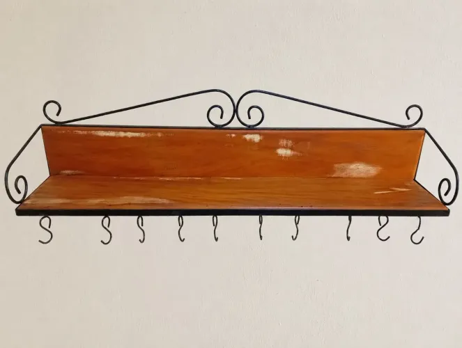 Suporte de Panelas em Madeira Maciça e Ferro - Design Rústico, Estado Excelente