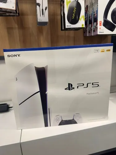 Play station 5 com jogos LACRADO