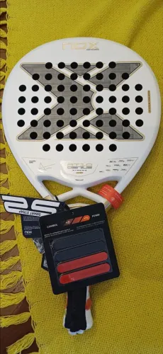 Raquete de Padel Nox AT10 12k