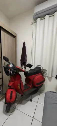 ? VENDO / TROCO - VESPA PIAGGIO PX 200 1986 ?