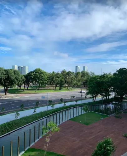 Apartamento em andar alto no Parque do Cais MOURA DUBEUX à venda para moradia ou investime