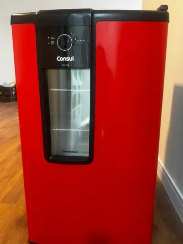 GELADEIRA FRIGOBAR VERMELHA CONSUL NOVA