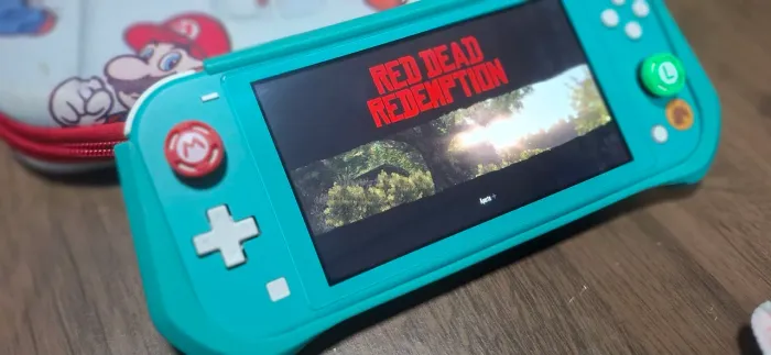 Nintendo Switch Lite Destravado - Completo na Caixa