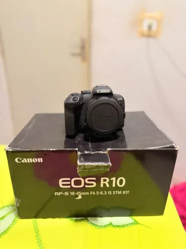 Câmera R10
