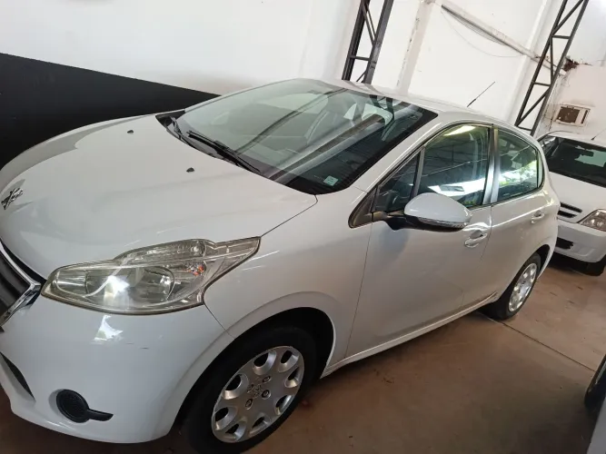 Peugeot 208 Active/active Pack 1.5 Flex 8V 5P 2015