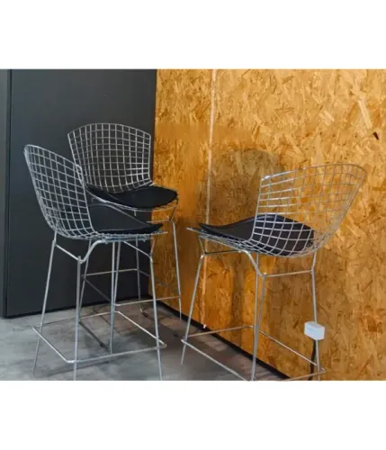 4 BANQUETAS BERTOIA CROMADA COM ASSENTO