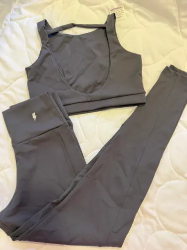 Roupas academia