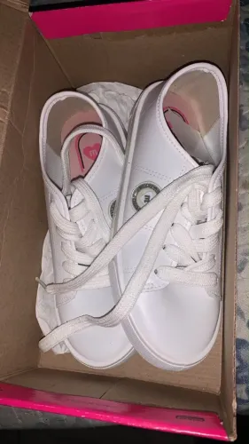 Tenis