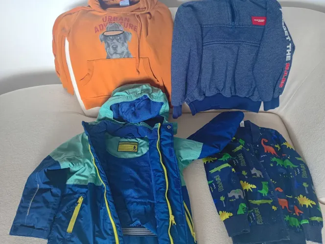 Kit menino ( veste de 2 a 5 anos) 4 peças Preço muito bom