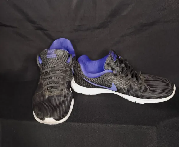 tênis nike flex run feminino  ( tam 37)