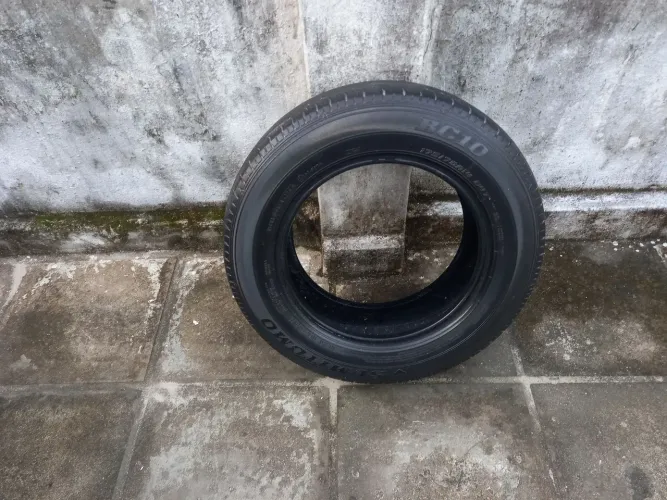 Pneu 175/70aro14