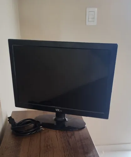 Monitor em Led 16" (polegadas)