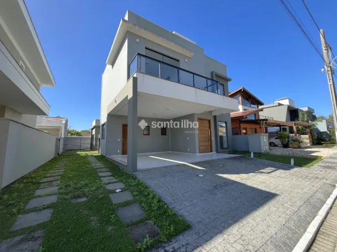 Casa com 4 dormitórios para alugar ou vender, 172m² - Campeche - Florianópolis/SC