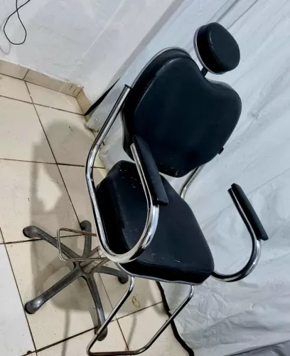 CADEIRA DE SALÃO PARA CABELEIREIRO