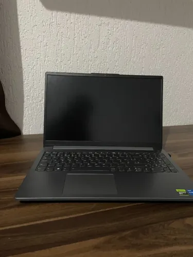 Notebook Gamer Lenovo LOQ ? i5 + RTX 3050 + 16GB RAM + SSD 512GB