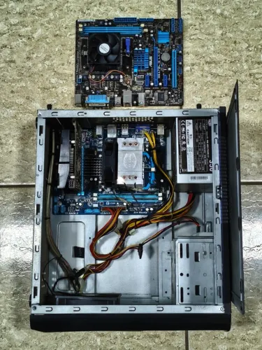 2 kit ddr3, 2 placas mae, 2x4gb 1333, 2x fx 6300, gtx 650ti 1gb, fonte e gravador de dvd