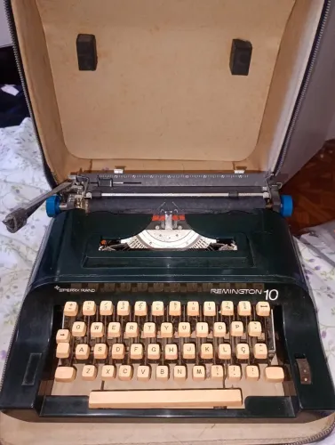 Máquina de Escrever Remington 10 Sperry Rand