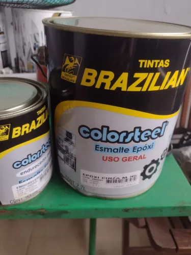 Vendo ESMALTE EPÓXI SEM USO