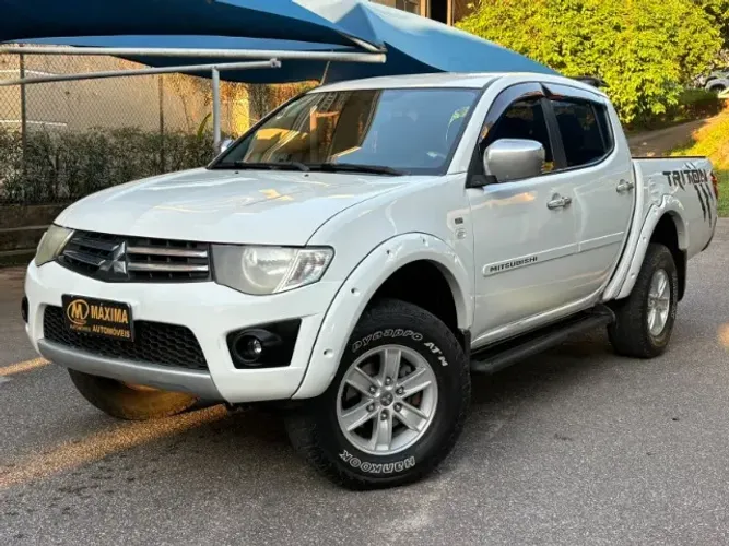 Mitsubishi L200 Triton GLS 3.2 CD TB Int.diesel MEC 2014