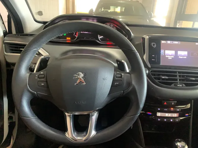 Peugeot 208 Griffe 1.6 Flex 16V 5P Aut. 2016