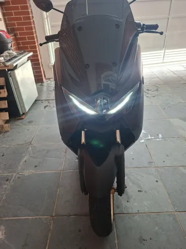 Nmax 160 ABS único dono todas revisões feitas em concessionária Yamaha manual nota fiscal