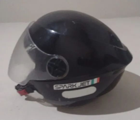 Capacete