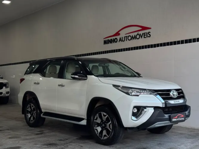 Toyota Hilux SW4 SRX Diamo. 4X4 2.8 TB DIE AUT 2020