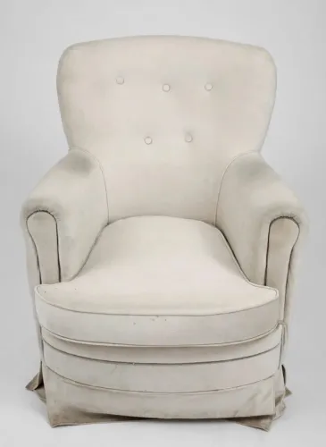 ?Poltrona Bergère clássica em veludo off-white, modelo grande e super confortável!