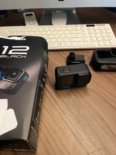 GoPro HERO12 Black + 2 Baterias + Kit Completo de Acessórios