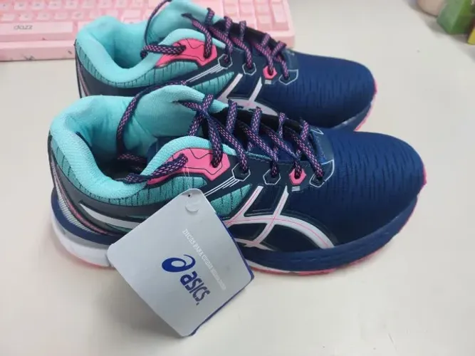 Tênis Asics Gel Revelation