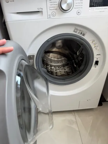 Lava e seca LG 12kg smart VC4 CV5012wC4 127V R$ 3500 Comprada em 18/12/2024