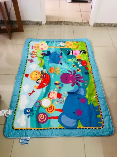Tapete de atividades Fisher Price