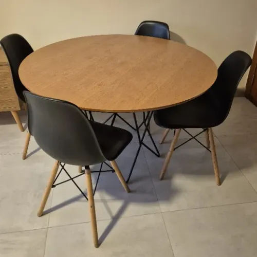 Mesa de jantar redonda