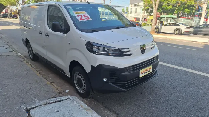 Peugeot Expert Cargo 2.2 Turbo Diesel 2025
