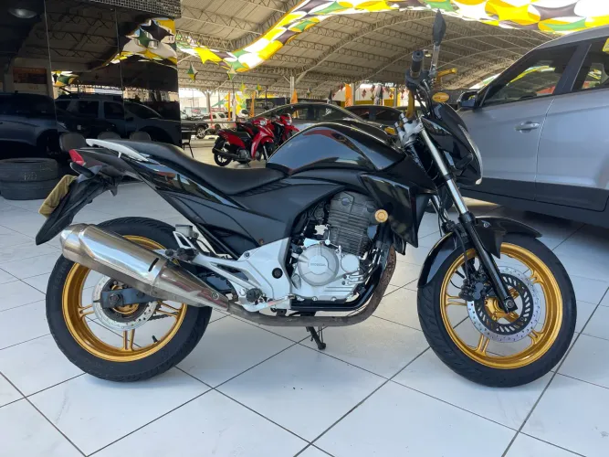 Honda CB 300 2015 valor R$ 13.500
